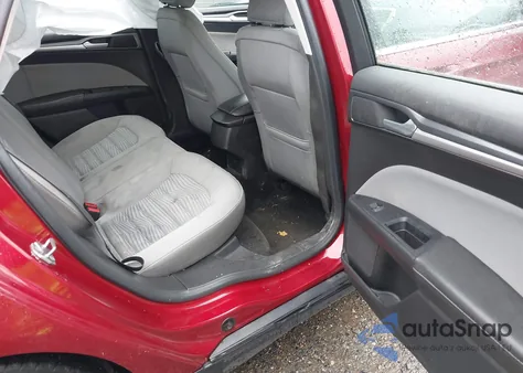 2016 Ford Fusion S z USA, uszkodzony, nr VIN 3FA6P0G77GR368099